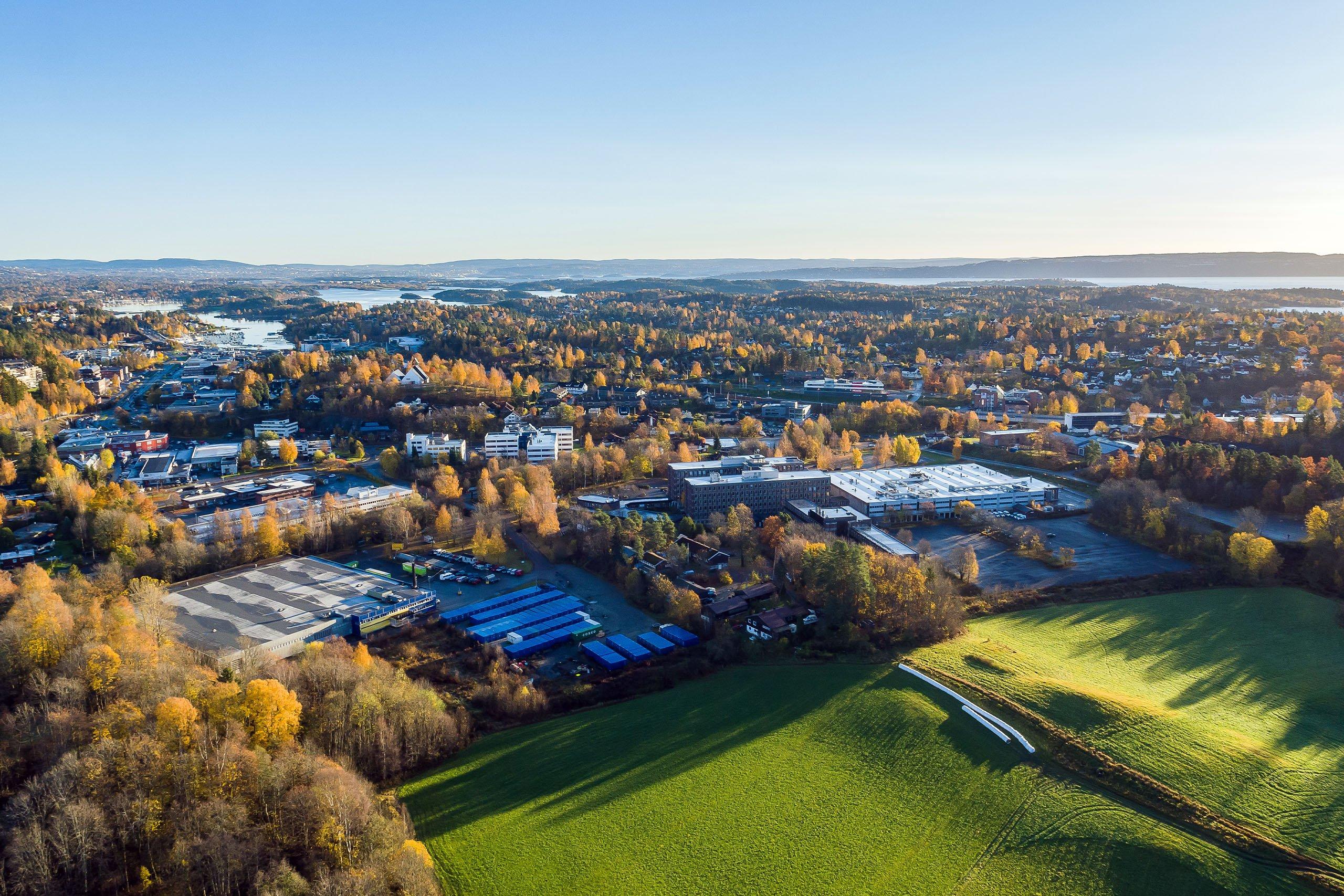 Utsikt over Asker - dronebilde