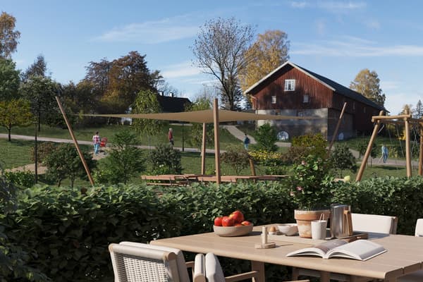 Fin markterrasse med utsikt mot Langhus Gård