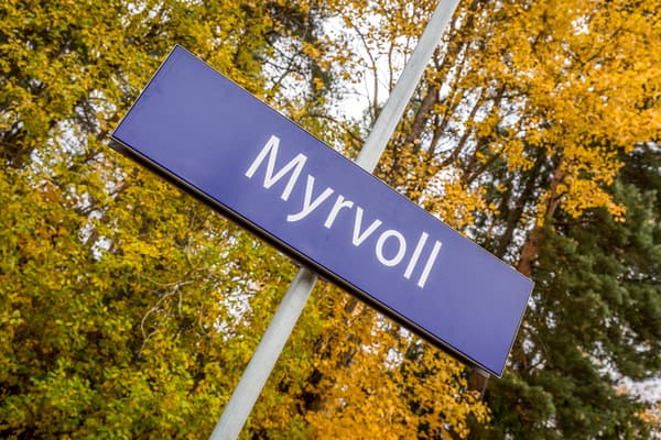 Myrvoll togstasjon, rett ved de nye boligene på Myrvoll