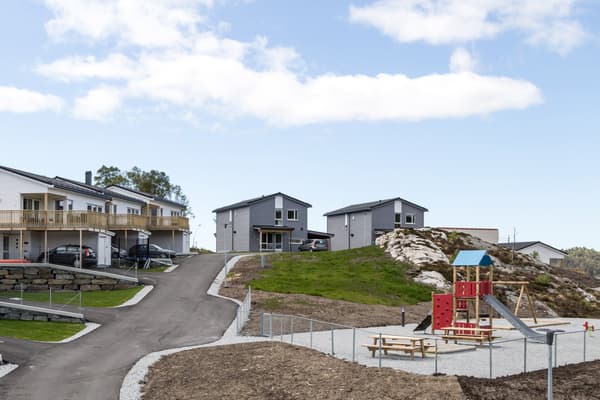 En lekeplass rett ved de nye JM boligene på Kleppestø